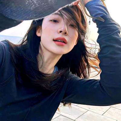 独家爆料：天王之女豪车代步炫富，工作室声明未澄清，深夜
